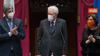 Mattarella cita Sassoli: "La speranza siamo no, viva l'Italia". Oltre 4 minuti di applausi in Aula
