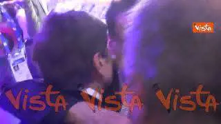 Sanremo, l'abbraccio fra Morandi e Ranieri: "Pensavamo di arrivare 20esimi"