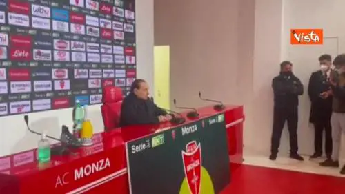 Berlusconi allo stadio per il suo Monza: "Come presidente sono quello che ha vinto di più al mondo"