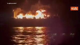 Fiamme e panico sul traghetto in arrivo dalla Grecia