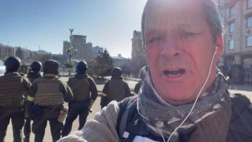 Ucraina, la Guardia nazionale schierata in piazza Maidan