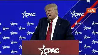 Trump al Cpac: "Con me la Russia non ha invaso nessuno". Standing ovation in sala
