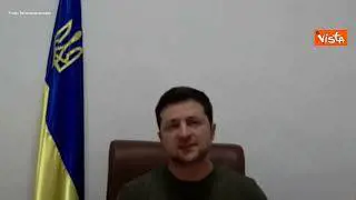 Zelensky: "Ieri Putin ha ucciso 16 bambini e parla di infrastrutture militari"