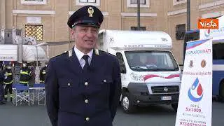 DonatoriNati, la raccolta di sangue in piazza a Roma. La Polizia: "Gesto di solidarietà tra popoli"
