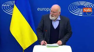Timmermans (Commissione Ue): "Entro fine anno stop a 2/3 delle importazioni di gas russo"