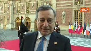 Ucraina, Draghi: "Lungo colloquio con Macron, allineati a Ue su sanzioni a Russia"
