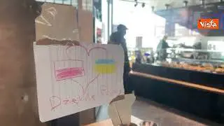 "Grazie polacchi", il disegno di un bambino ucraino alla stazione di Varsavia