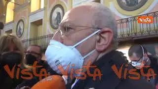 De Luca: "Non scaricare costi dell'accoglienza profughi solo su Regioni"