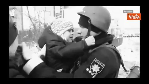 Ucraina, appello di Zelensky per chiusura spazio aereo. Ecco il video mostrato al Congresso Usa