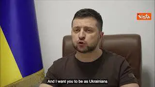 Zelensky parla a manifestazione pace Berna: "Svizzera congeli conti a chi ha scatenato guerra"