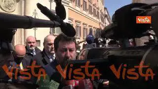 Discorso Zelensky alla Camera, Salvini: "Gli assenti? Chiedete a loro. Pillon? A Londra per lavoro"