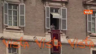 Ucraina, Papa Francesco: "Guerra è atto barbaro e sacrilego"