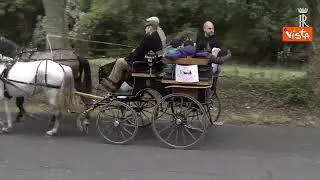 Castelporziano ospita 34 bambini provenienti da case-famiglia per un giro in carrozza