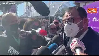 Patuanelli al Vinitaly: "Vino eccellenza italiana, crescere ancora di più e superare competitor"