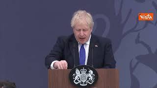 Migranti, Johnson: "Regno Unito invierà in Ruanda chi sbarca illegalmente"