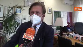 Sileri: "Da maggio sposteremo le mascherine dalla faccia alla tasca"