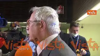 Tremonti: "Credo che il libro sul comodino al Cremlino sia 1984"