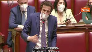 L'architetto Rampelli impartisce lezioni di geometria a Crippa su diametro distanza per mascherina