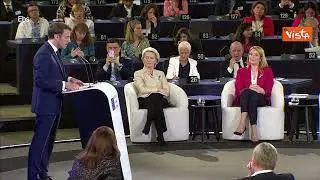 Macron: "Sostenere Ucraina, ma non siamo in guerra con Russia"