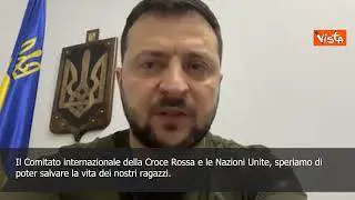 Acciaieria Azovstal, Zelensky: "Ucraina ha bisogno di nostri eroi vivi"