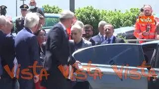 Berlusconi alla mostra d'Oltremare per l'evento di Forza Italia "L'Italia del futuro", l'arrivo