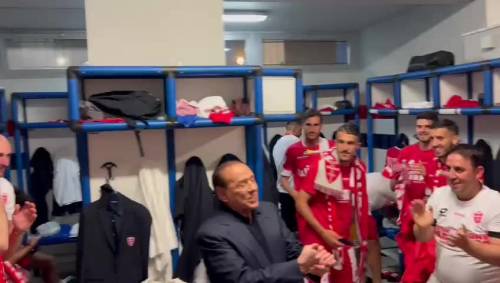 Il Monza è in Serie A: Berlusconi festeggia negli spogliatoi