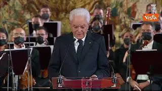 Ucraina, Mattarella: "Sembra che umanità sia protagonista della propria rovina, porre fine a guerra"