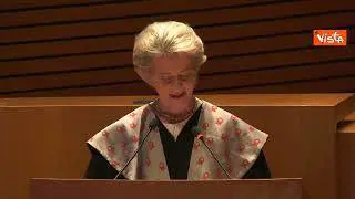 Von der Leyen in Israele: "La Shoah è una macchia indelebile nella storia tedesca"