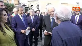 Mattarella a Taormina per Taobuk inaugura l'istallazione di Isgrò "La farfalla dei Malavoglia"
