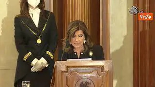 Carceri, Casellati: "Pene non devono rescindere legami del detenuto con la società"