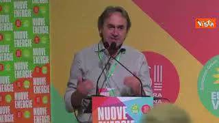 Transizione ecologica, Bonelli: "Calenda parla come la destra. Smettiamo di rincorrerlo"