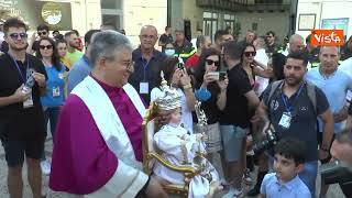 Festa della Bruna, la statua della patrona di Matera viene posta sul carro trionfale