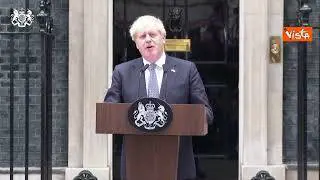 Johnson si dimette da leader dei Tory: "Lascio e non avrei voluto, ma nessuno è indispensabile"