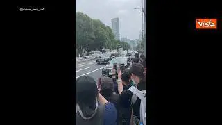 Shinzo Abe, funerali a Tokyo in forma privata. Migliaia di giapponesi in strada per l'ultimo saluto