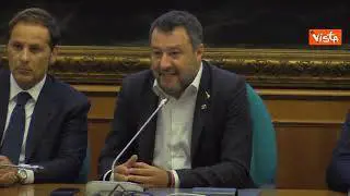 Salvini: "Se M5S non vota Dl aiuti strada segnata, si va alle urne"