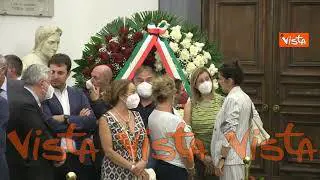 La firma di Mattarella e Draghi sul libro delle visite alla camera ardente di Scalfari