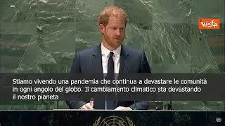 SOTTOTITOLI Il principe Harry all'Onu: "Assistiamo all'assalto della democrazia e della libertà"