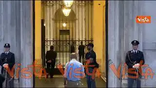 Crisi di Governo, Draghi e i leader del centrodestra lasciano Palazzo Chigi dopo l'incontro