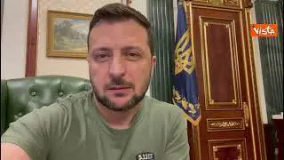 lo Zelensky: "Non sono in terapia intensiva, è fake news russa"