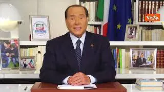 Berlusconi: "Se vince la sinistra Italia peggiore con tasse e veti"