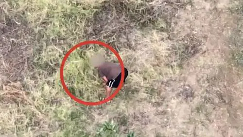Piromane colto sul fatto dal drone in Calabria
