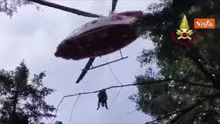 Vigili del Fuoco soccorrono escursioniste in difficoltà in Toscana