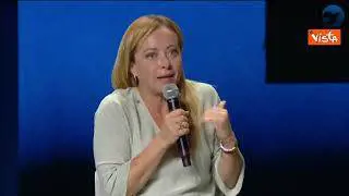 Covid, Meloni: "Ai giovani è stato tolto tutto, ora bisogna restituire"