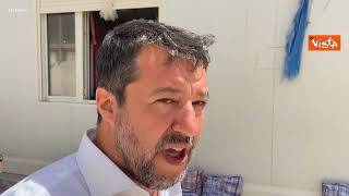 Salvini di nuovo a Lampedusa: "Ditemi se è accoglienza questa"