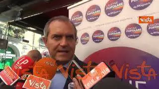 De Magistris: "Reddito di cittadinanza non può essere eliminato, ma non deve essere parcheggio"