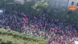 Caro energia, in 70 mila in piazza a Praga contro la Nato e le sanzioni a Mosca