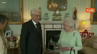 Addio alla regina Elisabetta, nel 2015 l'incontro a Londra con Mattarella