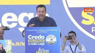 Pontida acclama Salvini: "Vedervi da qua è straordinario"