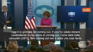 Coming out day, la portavoce della Casa Bianca condivide la sua storia