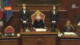 Liliana Segre cita la Shoah, Applausi e standing ovation in Aula